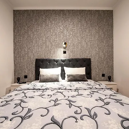 Sidro Apartment *